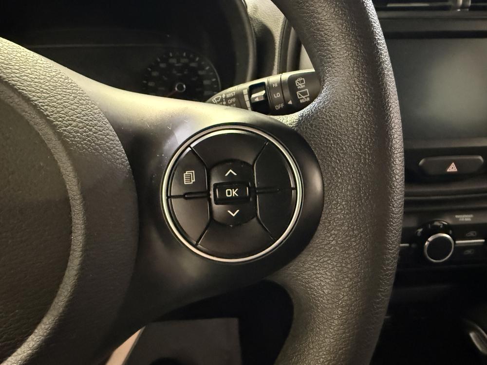 Kia Soul LX 2021 d&rsquo;occasion à vendre - 19