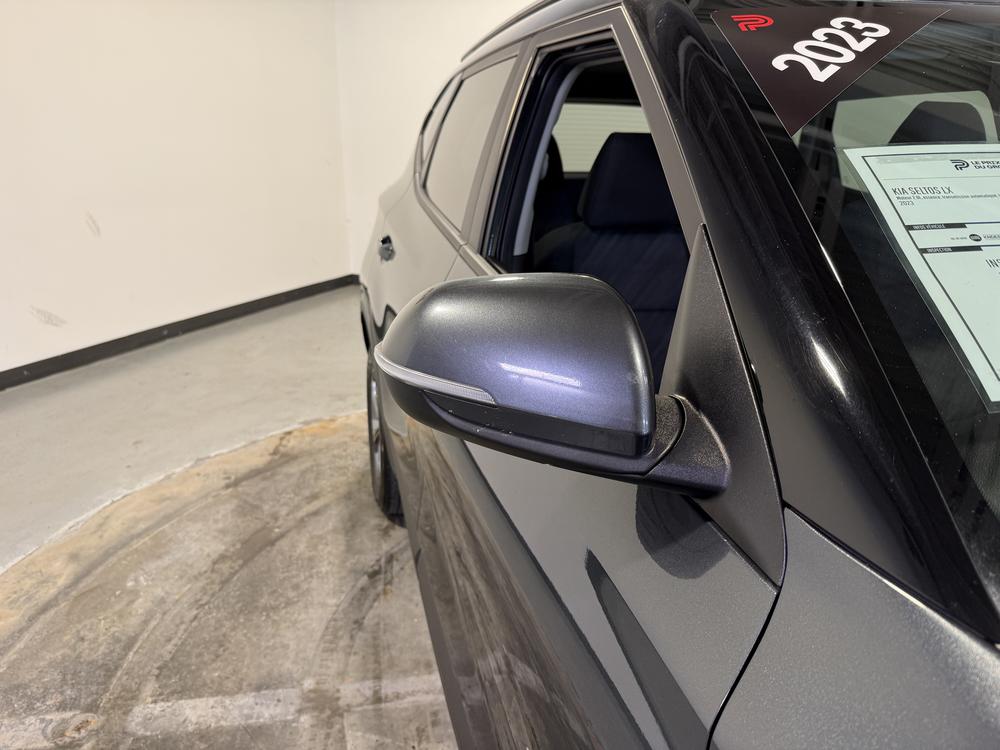 Kia Seltos LX 2023 d&rsquo;occasion à vendre - 11