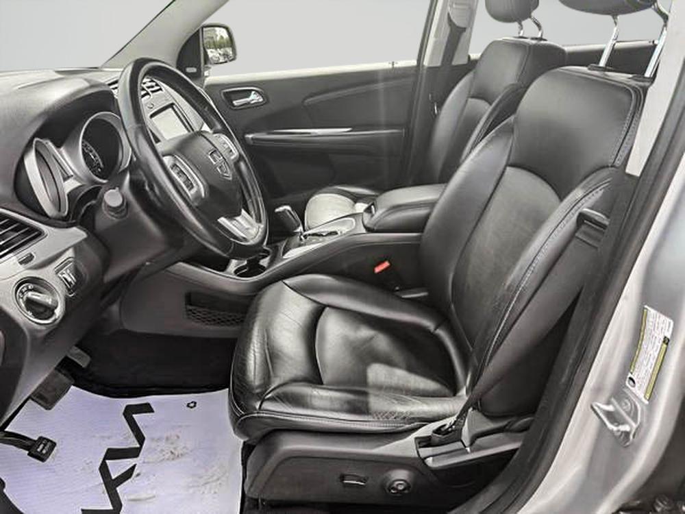 Dodge Journey R/T AWD 2014 à vendre à Shawinigan - 17