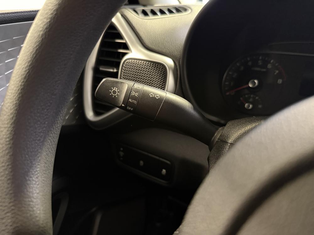 Kia Soul LX 2021 d&rsquo;occasion à vendre - 21