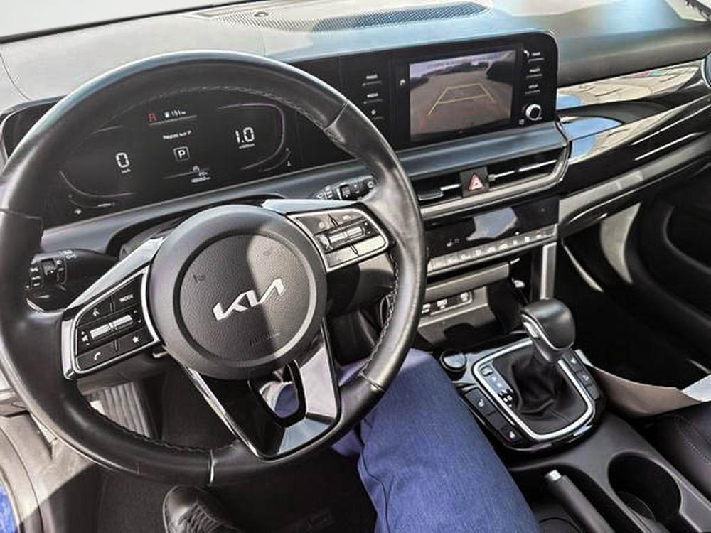 Kia Seltos 2024 Bleu usage à vendre Kia Seltos 2024 Bleu usage à vendre