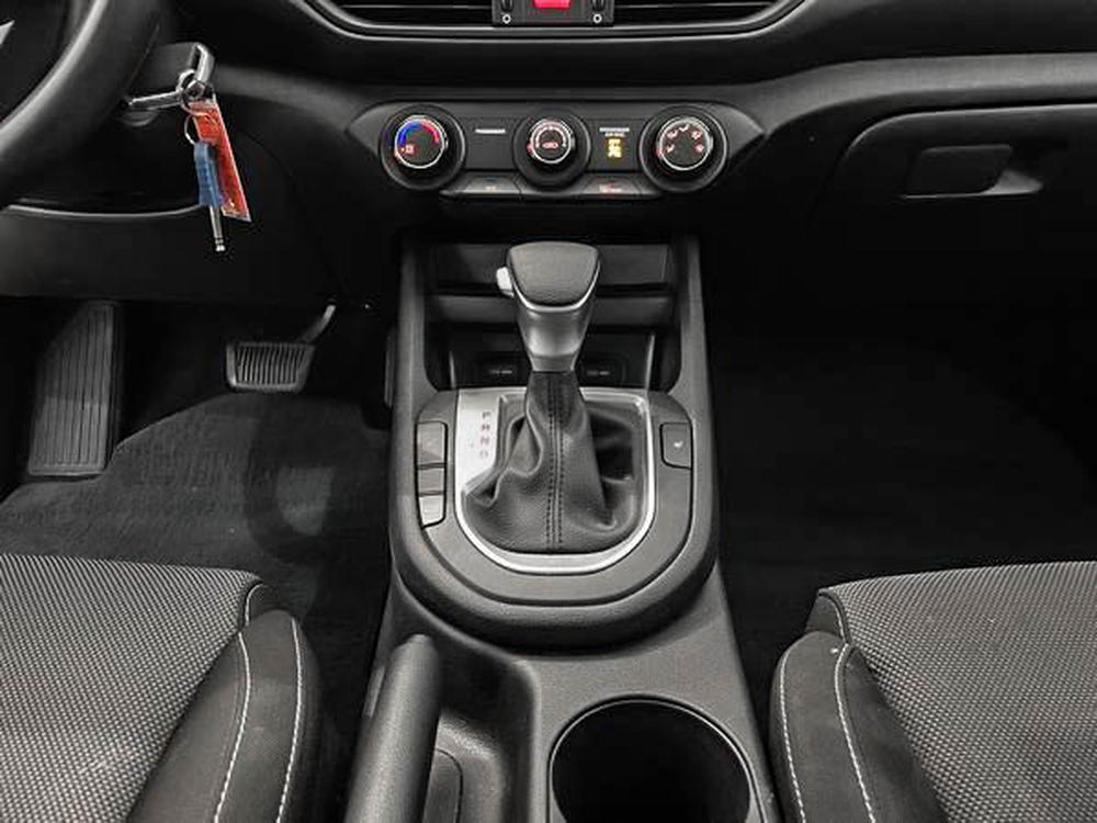 Kia Forte LX 2023 d&rsquo;occasion à vendre - 24