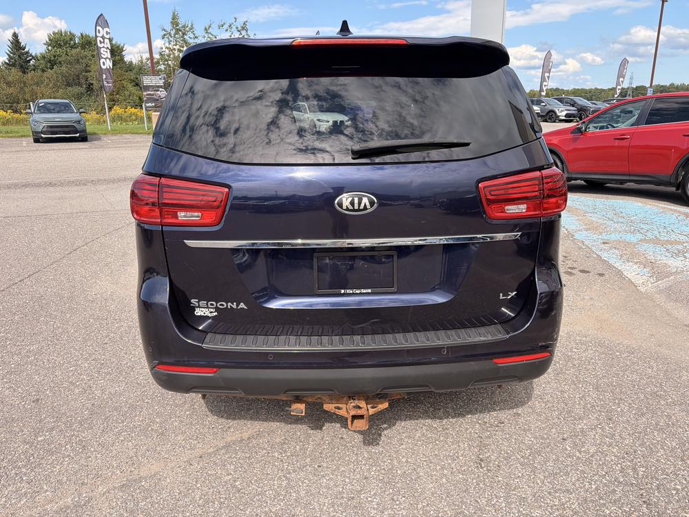 Kia Sedona LX 2020 d&rsquo;occasion à vendre - 7