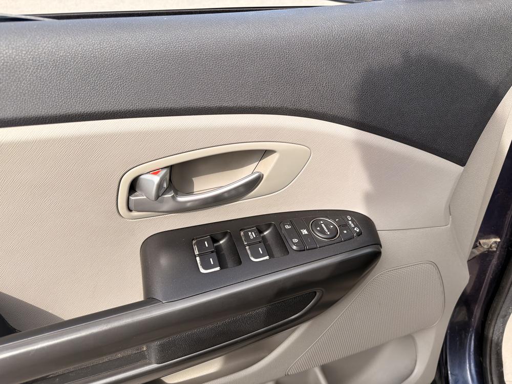 Kia Sedona LX 2020 d&rsquo;occasion à vendre - 14