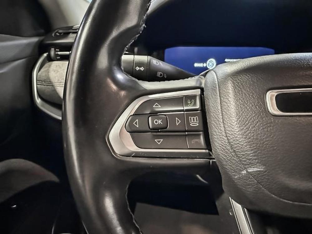 Jeep Compass 2022 Noir usage à vendre Jeep Compass 2022 Noir usage à vendre