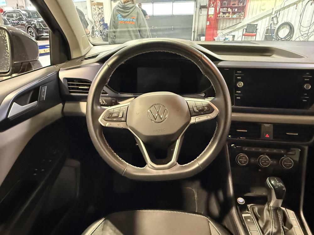 Volkswagen Taos 2022 Gris usage à vendre Volkswagen Taos 2022 Gris usage à vendre