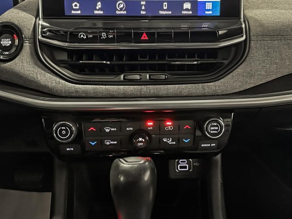 Jeep Compass 2022 Noir usage à vendre Jeep Compass 2022 Noir usage à vendre