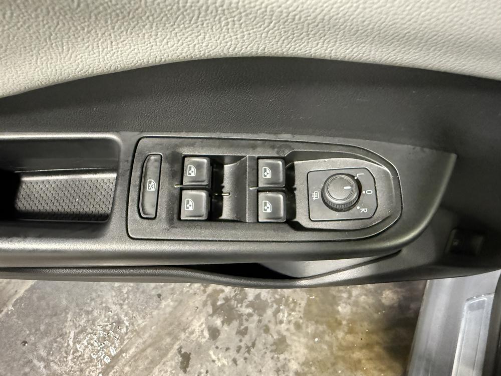 Volkswagen Taos 2022 Gris usage à vendre Volkswagen Taos 2022 Gris usage à vendre