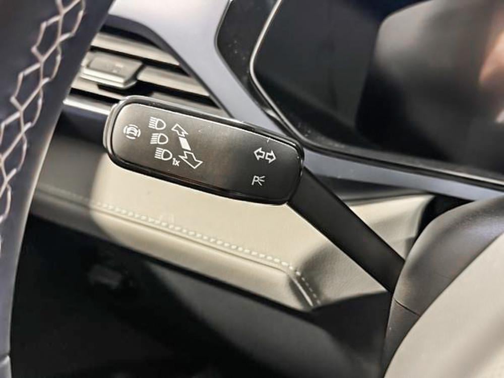 Volkswagen Taos 2024 Noir usage à vendre Volkswagen Taos 2024 Noir usage à vendre