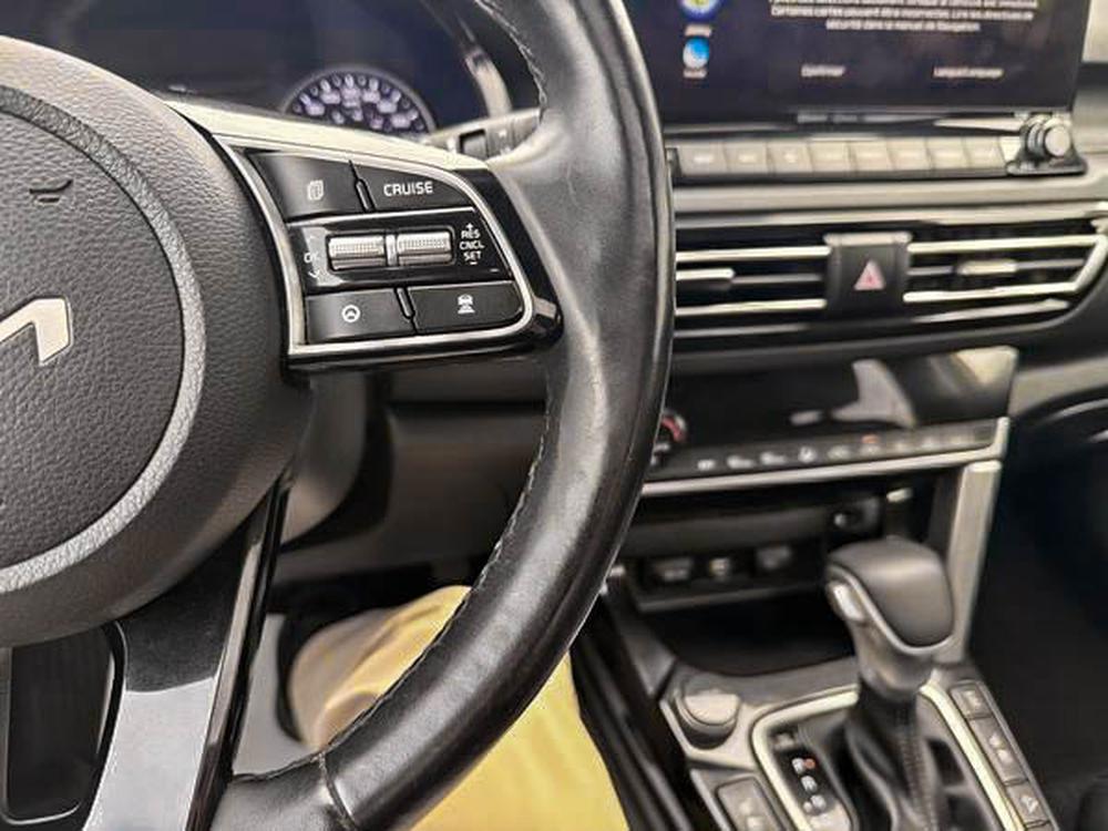 Kia Seltos EX PREMIUM 2022 d&rsquo;occasion à vendre - 24