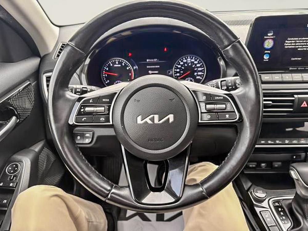 Kia Seltos EX PREMIUM 2022 d&rsquo;occasion à vendre - 22
