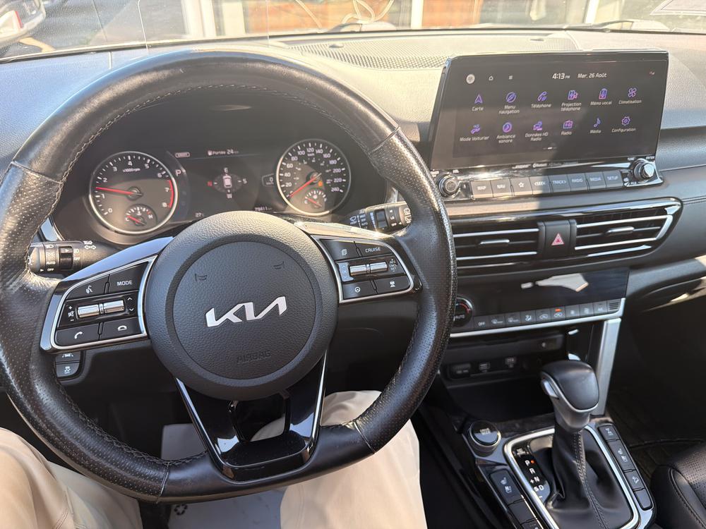 Kia Seltos SX TURBO AWD 2023 d&rsquo;occasion à vendre - 29