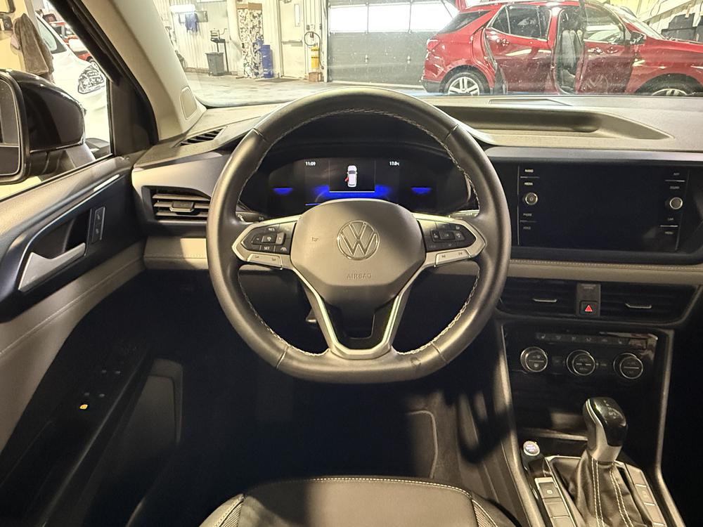 Volkswagen Taos Comfortline 2024 d&rsquo;occasion à vendre - 17