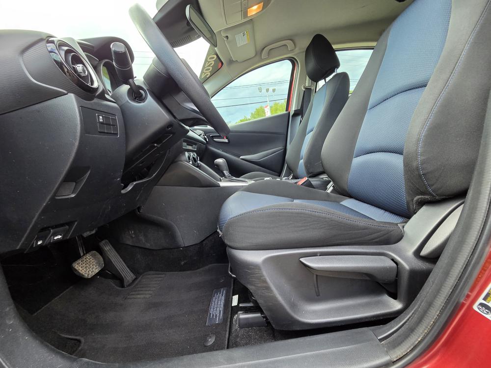 Toyota Yaris Hatchback Base LE 2020 à vendre à Trois-Rivières - 13
