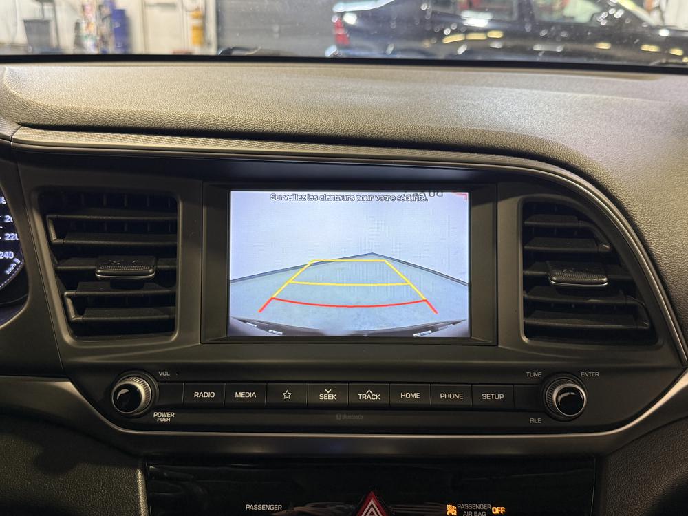 Hyundai Elantra Preferred 2020 d&rsquo;occasion à vendre - 26