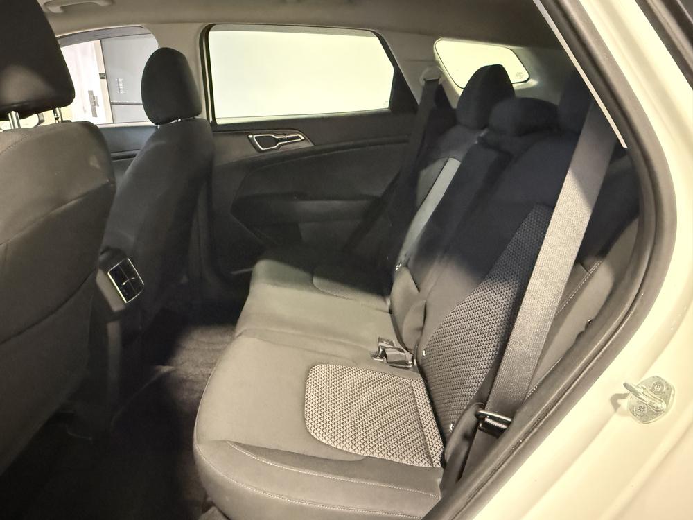 Kia Sportage LX 2024 d&rsquo;occasion à vendre - 29