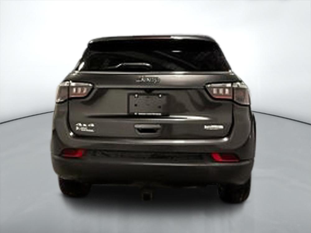 Jeep Compass 2022 Noir usage à vendre Jeep Compass 2022 Noir usage à vendre