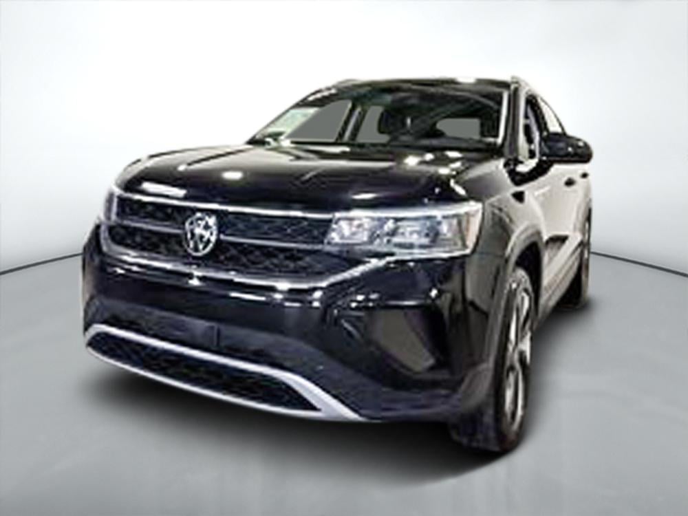 Volkswagen Taos 2024 Noir usage à vendre Volkswagen Taos 2024 Noir usage à vendre