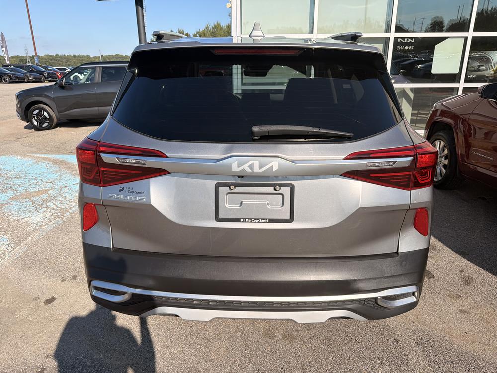 Kia Seltos SX TURBO AWD 2023 d&rsquo;occasion à vendre - 7