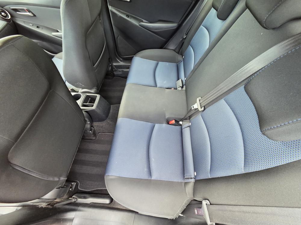 Toyota Yaris Hatchback Base LE 2020 à vendre à Trois-Rivières - 22