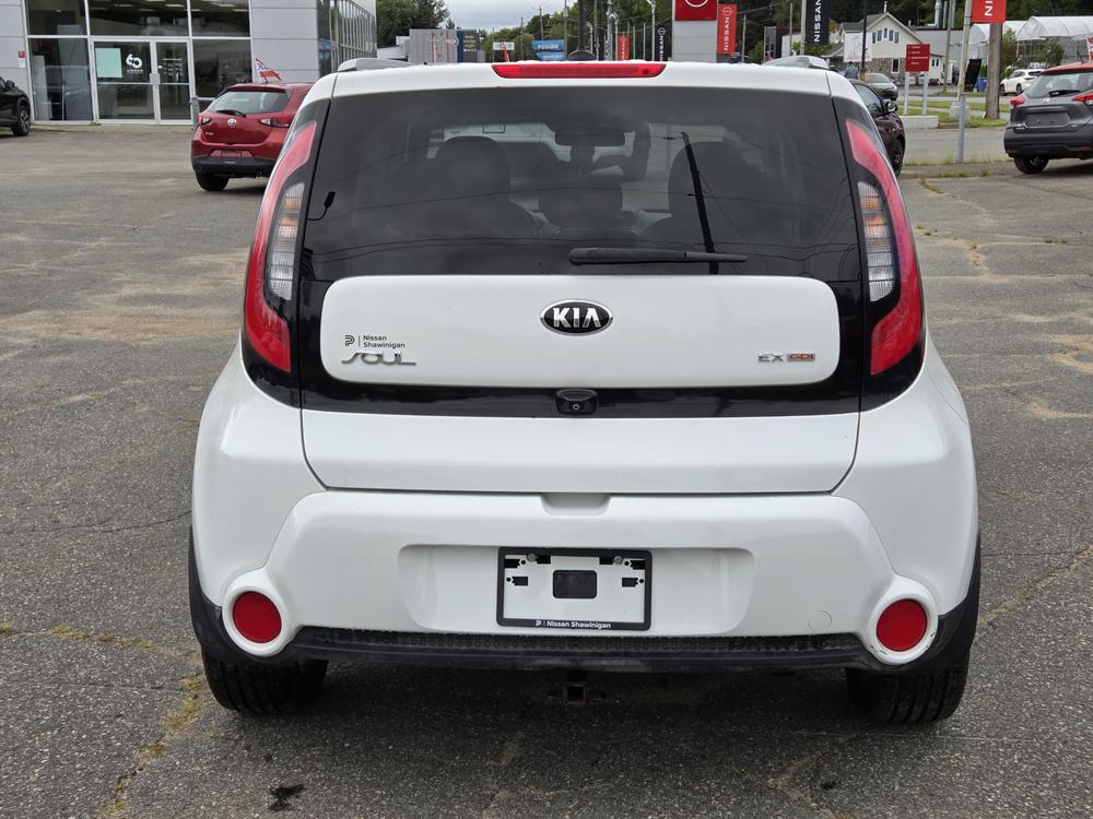 Kia Soul 2016 Blanc usage à vendre Kia Soul 2016 Blanc usage à vendre