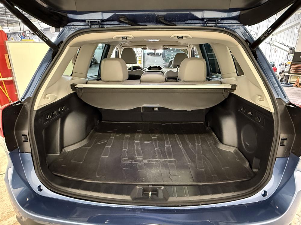 Subaru Forester Limited 2022 d&rsquo;occasion à vendre - 33