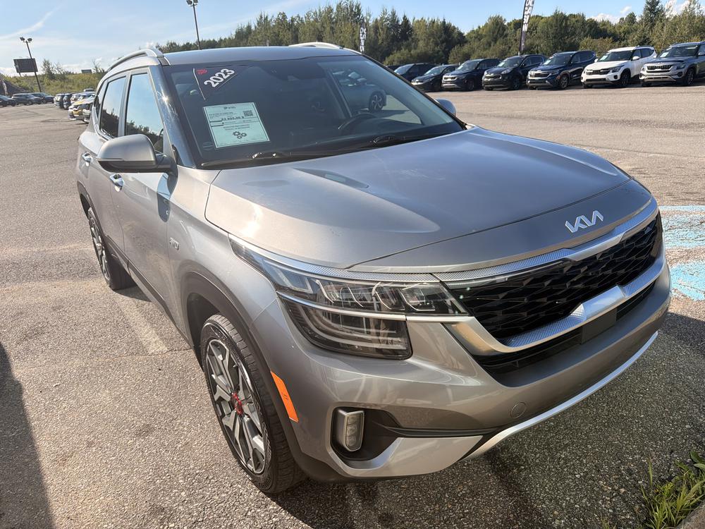 Kia Seltos SX TURBO AWD 2023 d&rsquo;occasion à vendre - 9