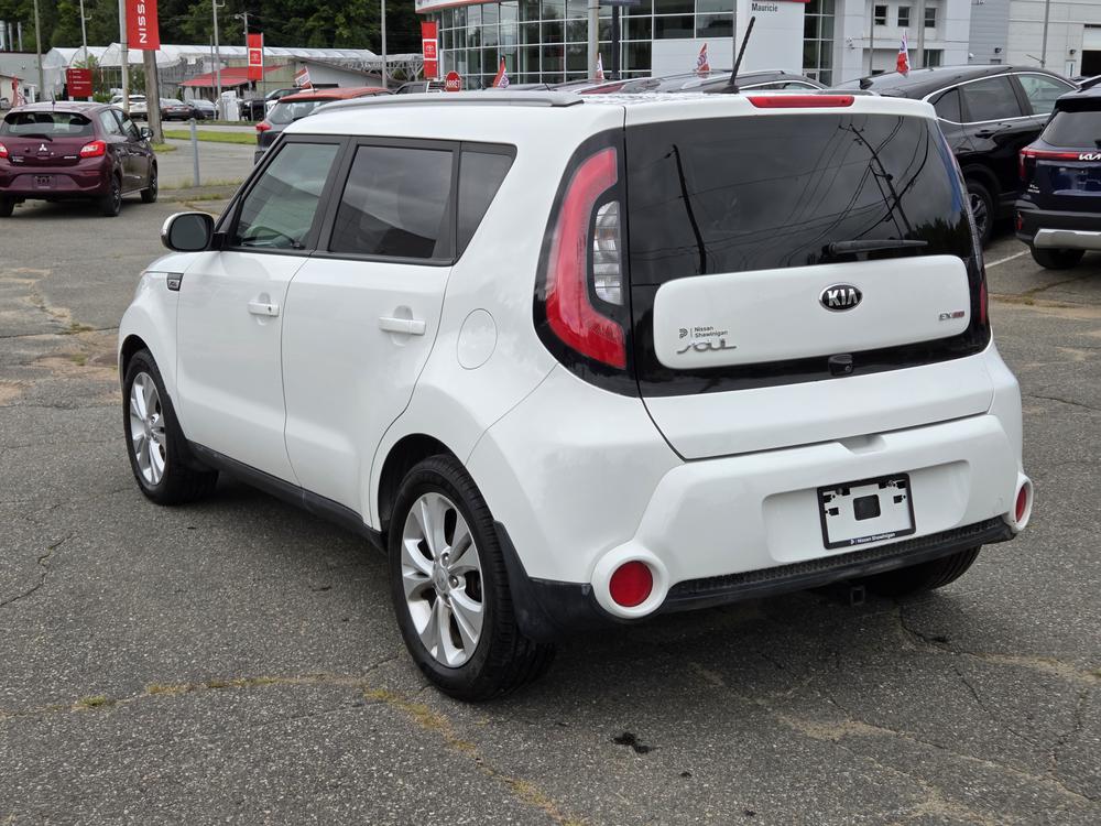 Kia Soul 2016 Blanc usage à vendre Kia Soul 2016 Blanc usage à vendre