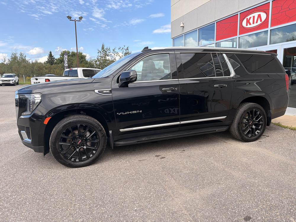 GMC Yukon XL SLT 2023 d&rsquo;occasion à vendre - 4
