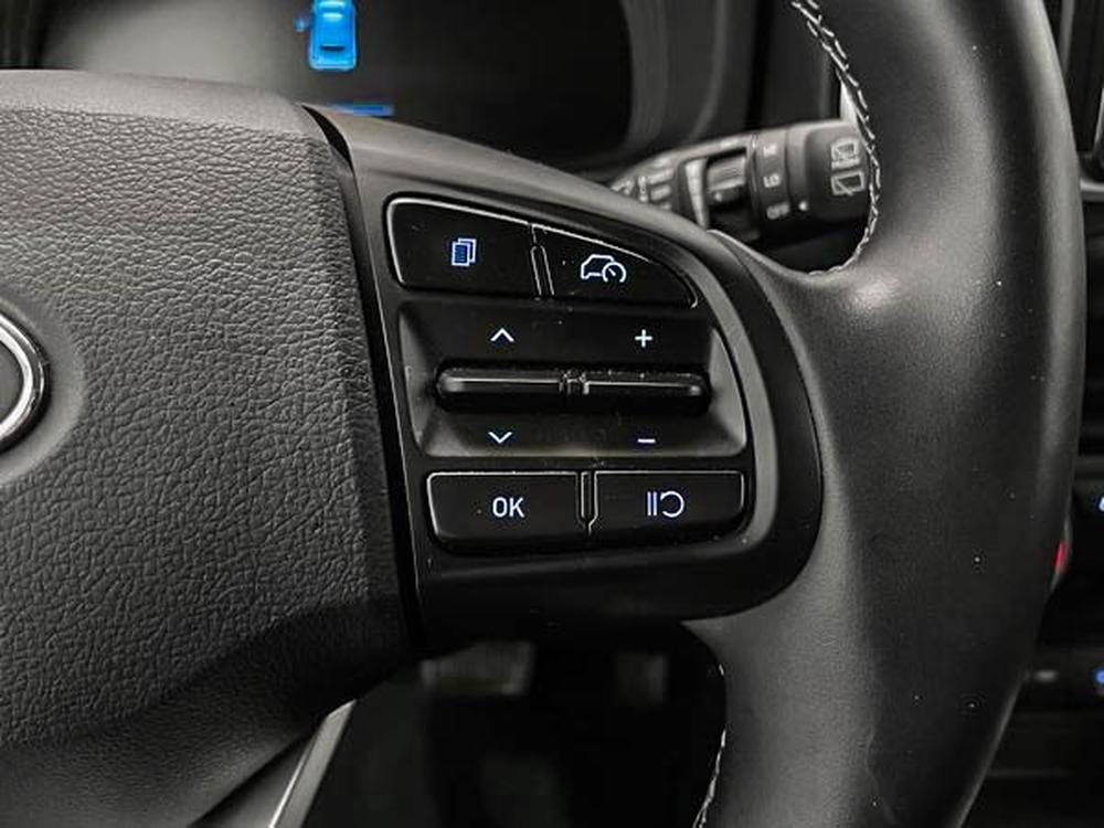 Hyundai Venue Preferred 2023 d&rsquo;occasion à vendre - 17