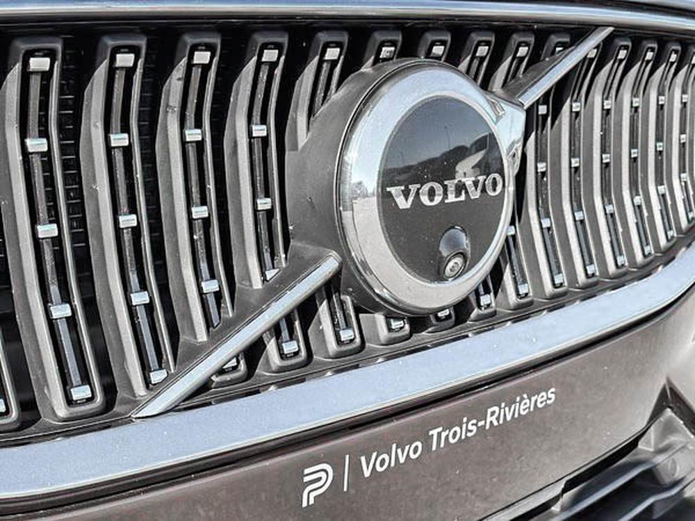 Volvo V60 Cross Country B5 PLUS AWD 2024 d&rsquo;occasion à vendre - 9