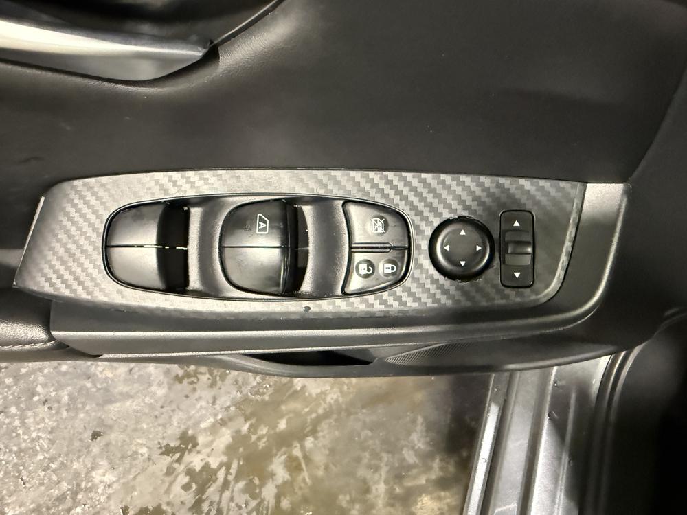 Nissan Sentra 2025 Gris usage à vendre Nissan Sentra 2025 Gris usage à vendre