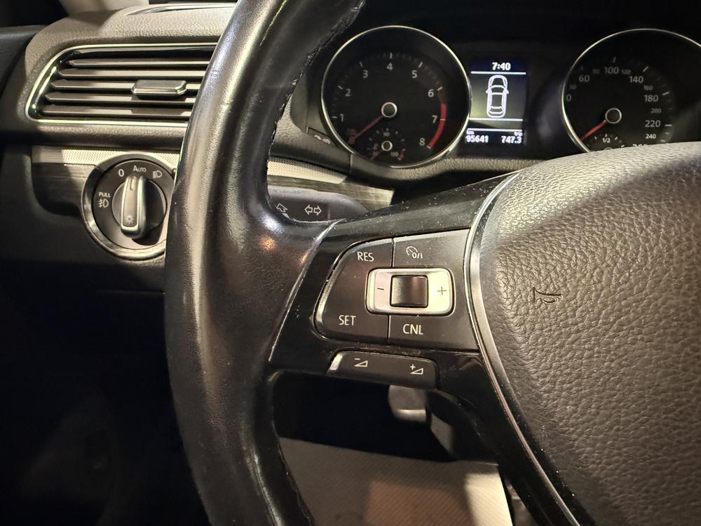 Volkswagen Passat COMFORLINE 2018 d&rsquo;occasion à vendre - 19