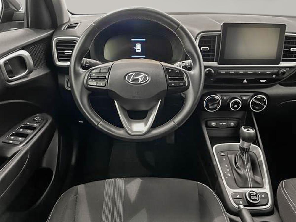 Hyundai Venue Preferred 2023 d&rsquo;occasion à vendre - 11