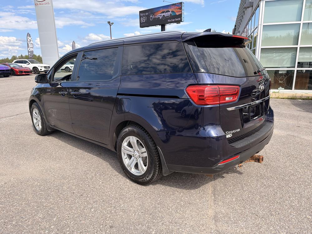 Kia Sedona LX 2020 d&rsquo;occasion à vendre - 6