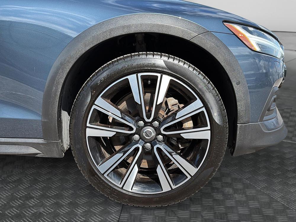 Volvo V60 Cross Country T5 PREMIER AWD // PLUS PACKAGE 2020 à vendre à Trois-Rivières - 8