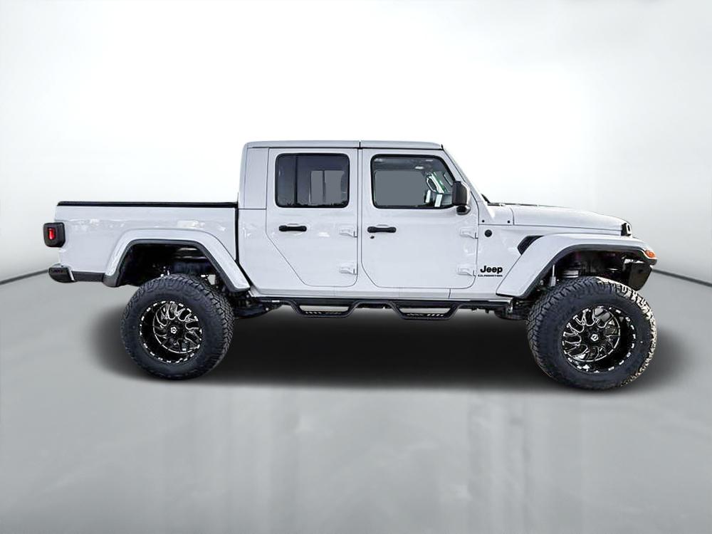 2024 Jeep Gladiator