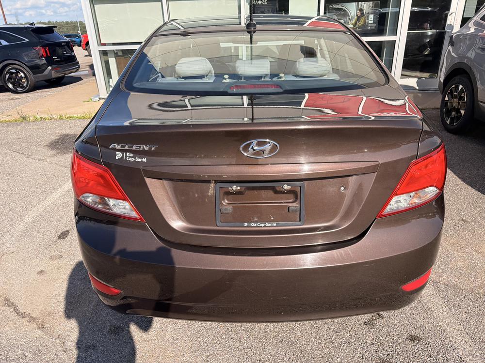 Hyundai Accent SE 2016 à vendre à Trois-Rivières - 7