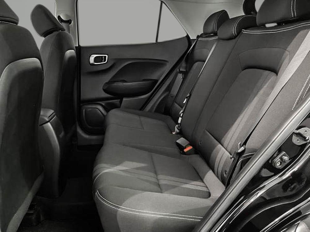 Hyundai Venue Preferred 2023 d&rsquo;occasion à vendre - 28