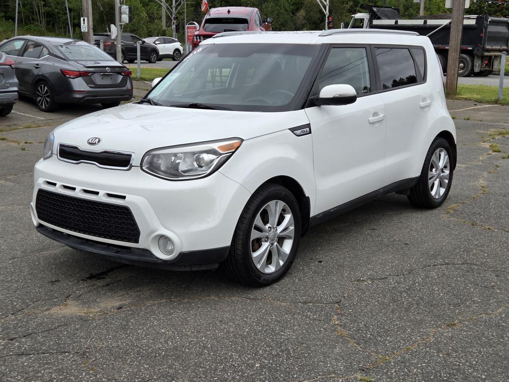 Kia Soul 2016 Blanc usage à vendre Kia Soul 2016 Blanc usage à vendre