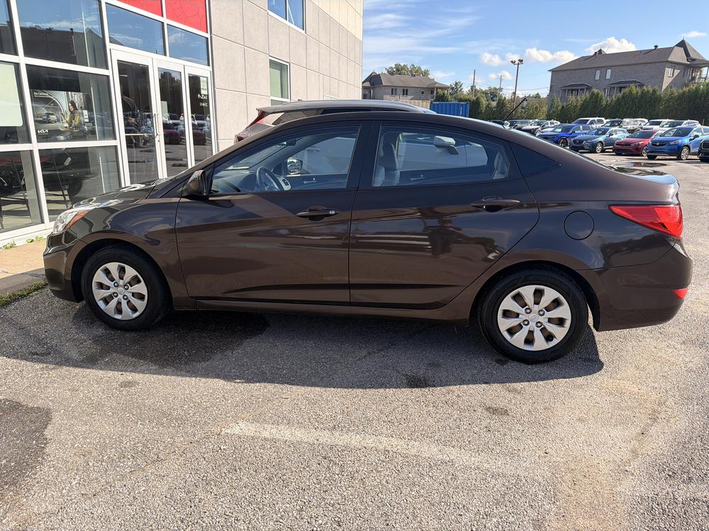 Hyundai Accent SE 2016 à vendre à Trois-Rivières - 4
