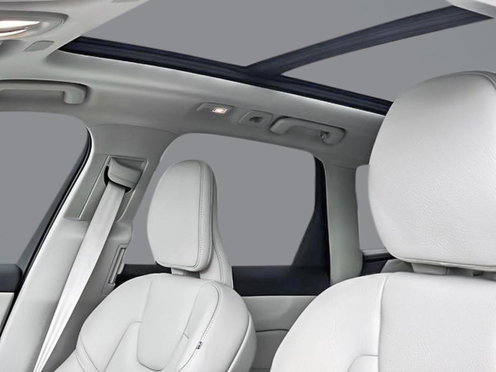 Volvo XC60 B5 PLUS AWD // DARK THEME 2024 d&rsquo;occasion à vendre - 11