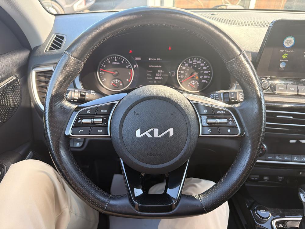 Kia Seltos SX TURBO AWD 2023 d&rsquo;occasion à vendre - 21