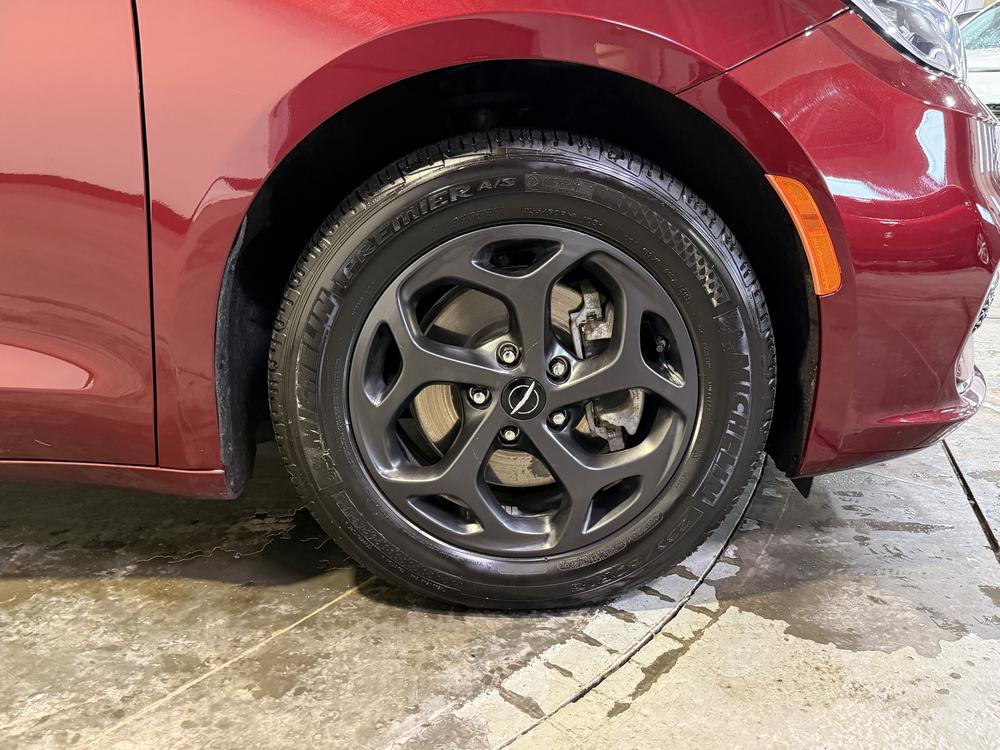 Chrysler Pacifica Hybrid TOURING 2023 à vendre à Shawinigan - 12