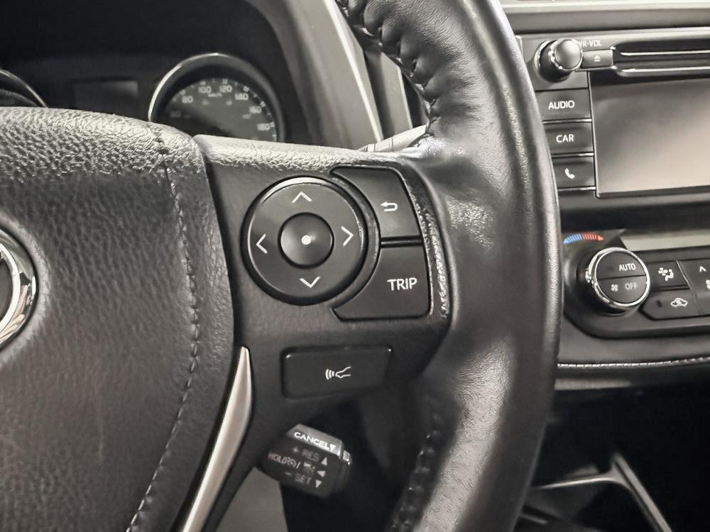 Toyota RAV4 HYBRID LE+ 2018 à vendre à Trois-Rivières - 26