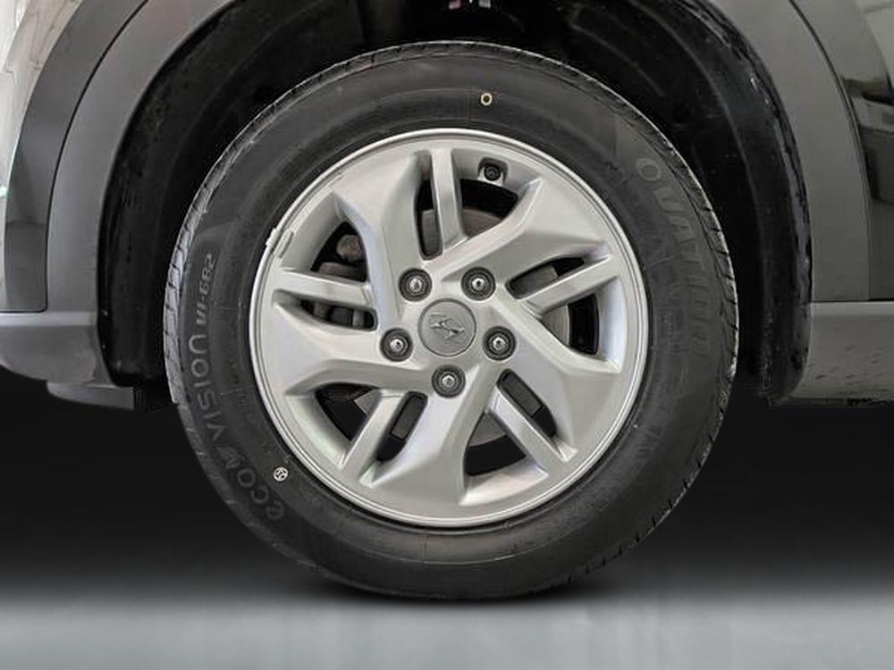 Hyundai Venue Preferred 2023 d&rsquo;occasion à vendre - 8
