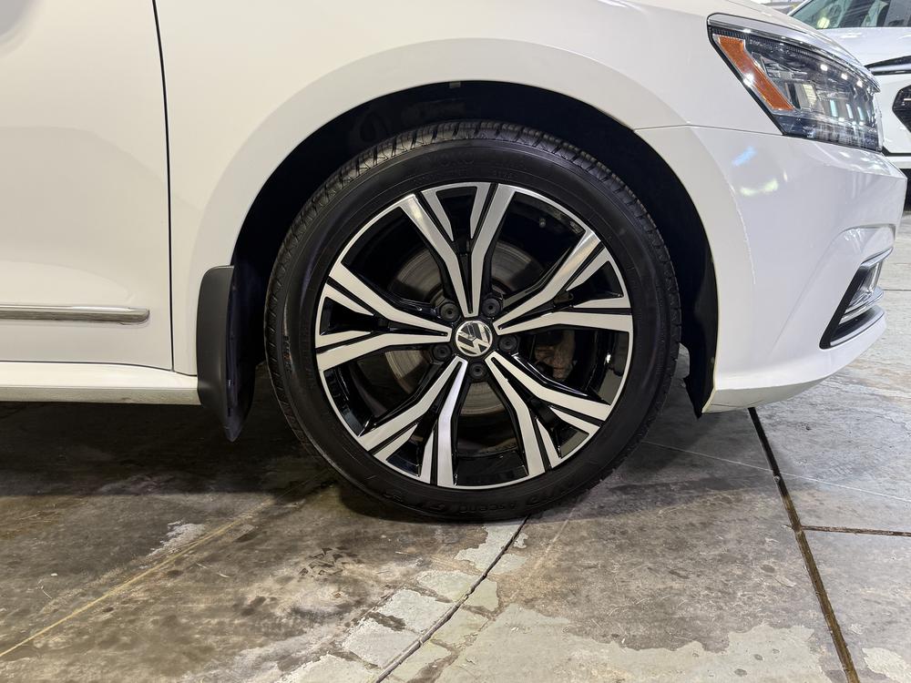 Volkswagen Passat COMFORLINE 2018 d&rsquo;occasion à vendre - 13