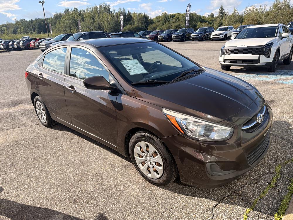 Hyundai Accent SE 2016 à vendre à Trois-Rivières - 1