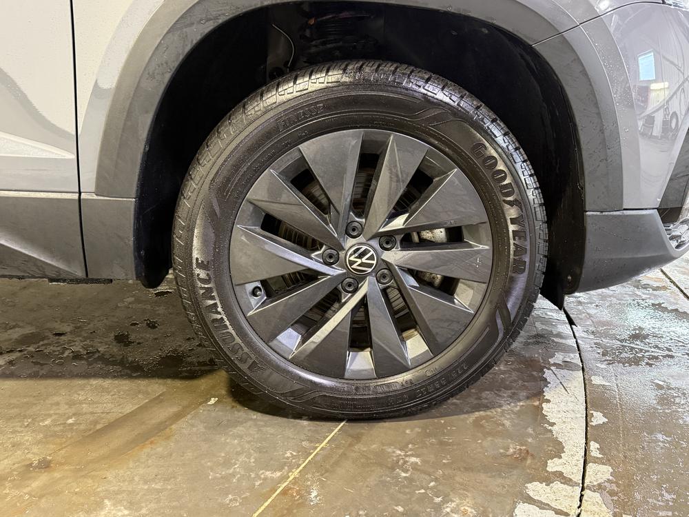 Volkswagen Taos 2022 Gris usage à vendre Volkswagen Taos 2022 Gris usage à vendre