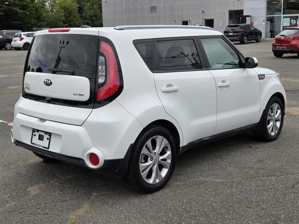 Kia Soul 2016 Blanc usage à vendre Kia Soul 2016 Blanc usage à vendre